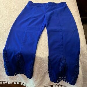 Blue Cropped Pants with Lace Hem